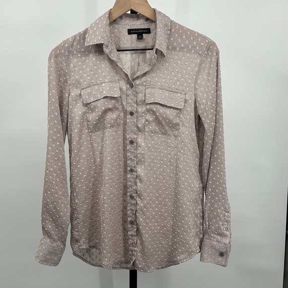 Banana Republic Tops - Banana Republic Dillon Clip Dot Blouse City Grey XS